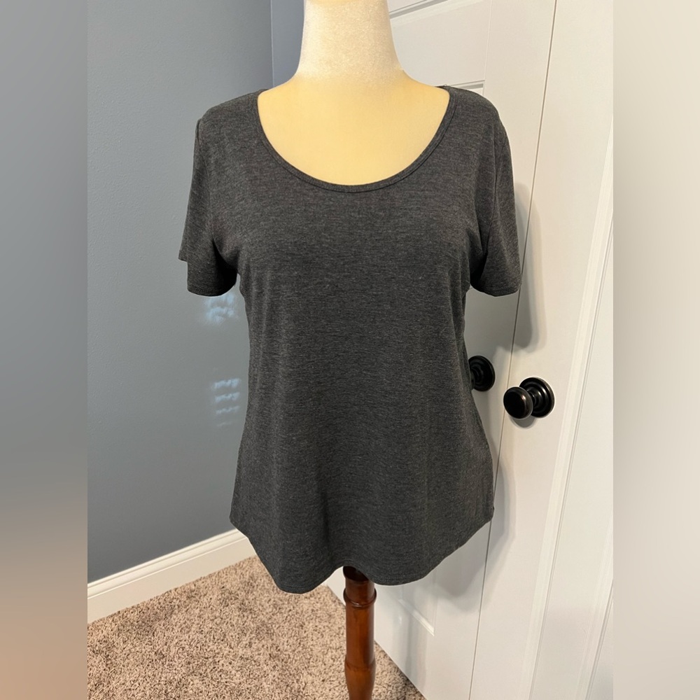 Lularoe Classic Tee